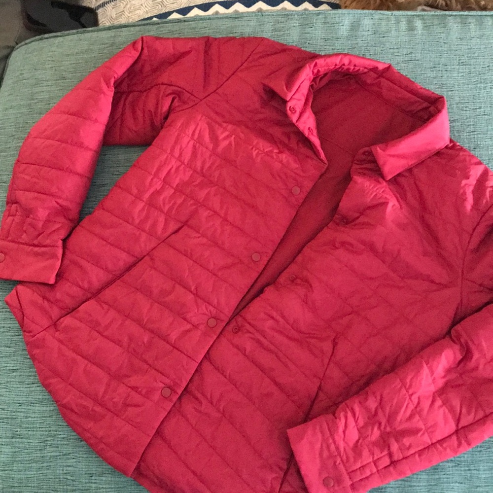 Red reversible Shacket lululemon - Picture 1 of 5